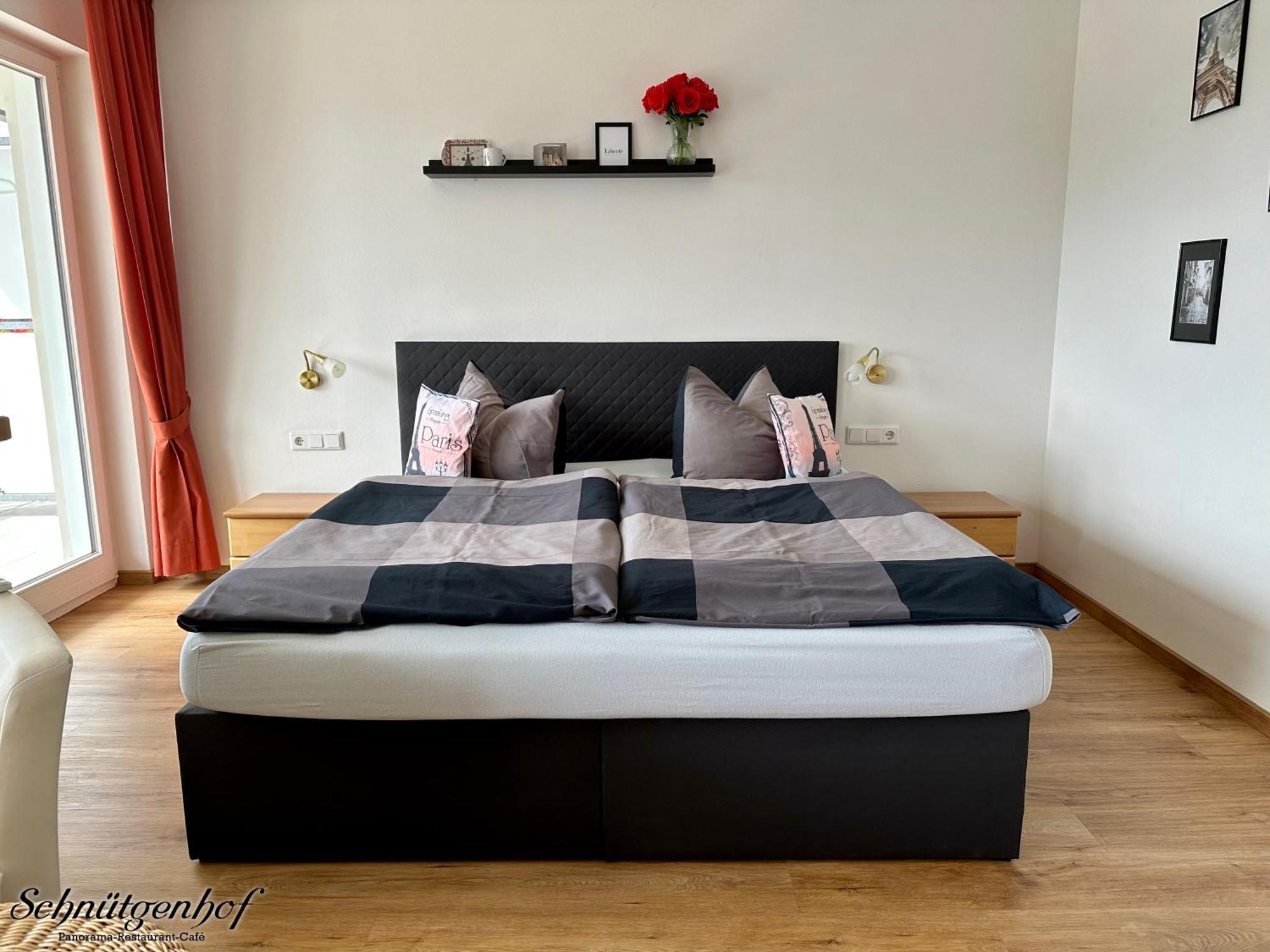 Schnuetgenhof Uebernachtung Am Biggesee Attendorn Chambre photo