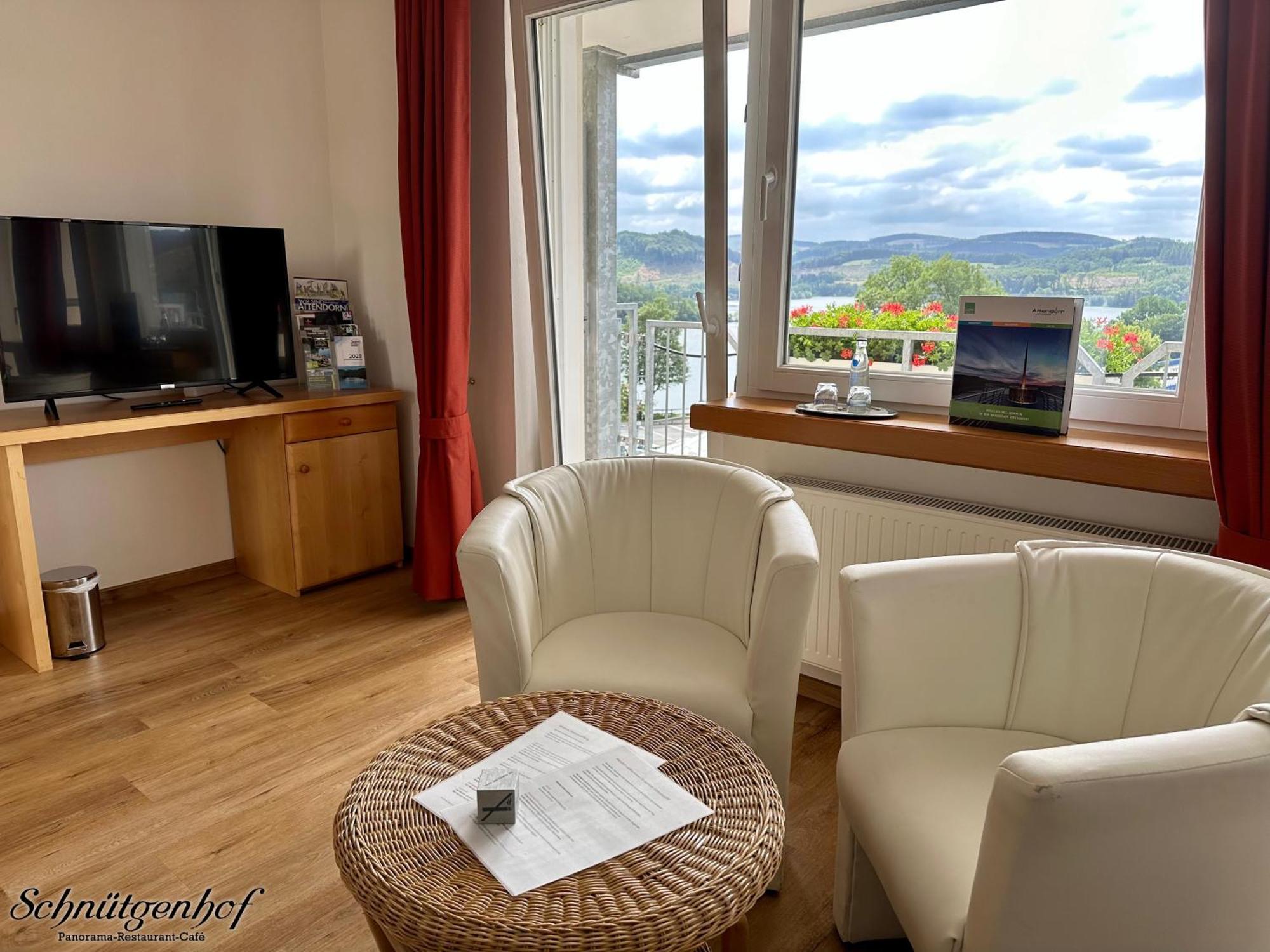 Schnuetgenhof Uebernachtung Am Biggesee Attendorn Chambre photo